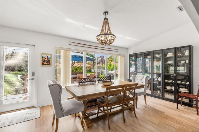 129 MORNING GLORY CIRCLE, Winter Haven, FL 33884