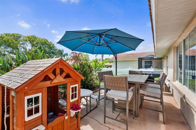 129 MORNING GLORY CIRCLE, Winter Haven, FL 33884