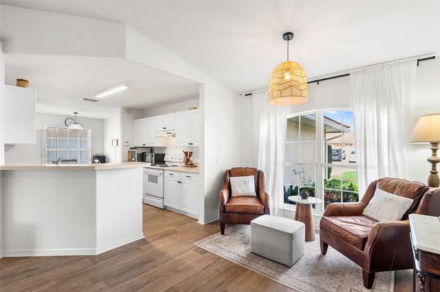 129 MORNING GLORY CIRCLE, Winter Haven, FL 33884