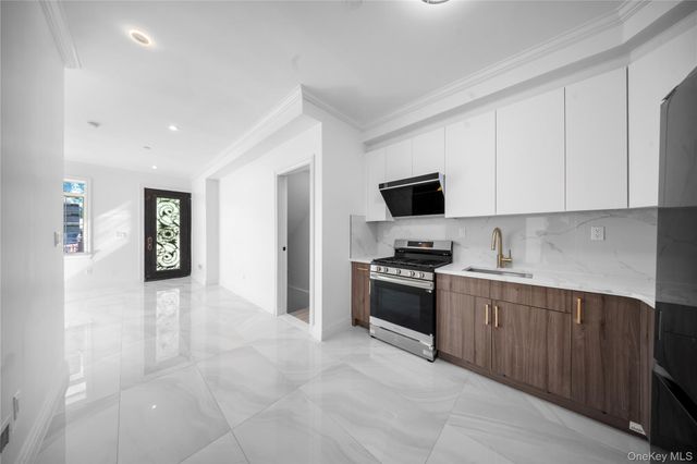 71-39 166th Street, Fresh Meadows, NY 11365