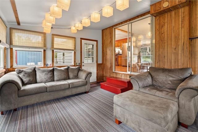21 West Canon Drive, Chili, NY 14624