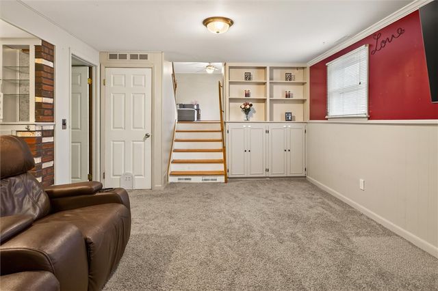 21 West Canon Drive, Chili, NY 14624