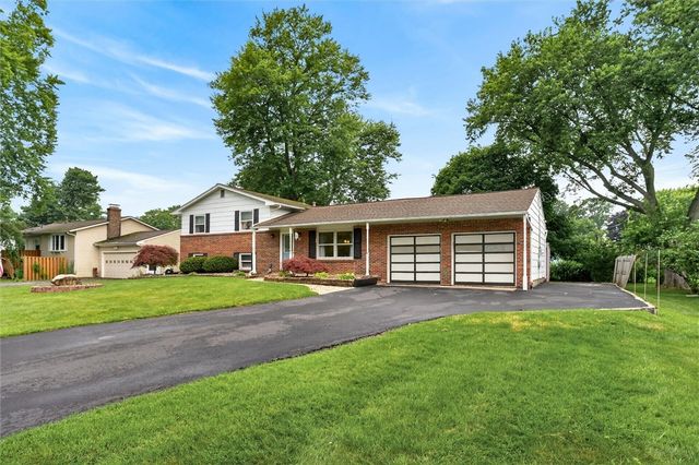 21 West Canon Drive, Chili, NY 14624
