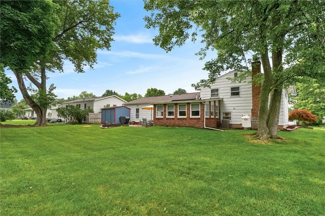 21 West Canon Drive, Chili, NY 14624
