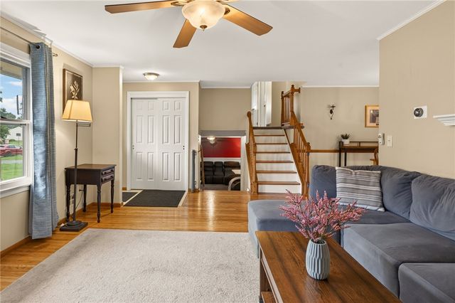 21 West Canon Drive, Chili, NY 14624