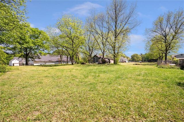 603 Webb Gin House Road, Lawrenceville, GA 30045