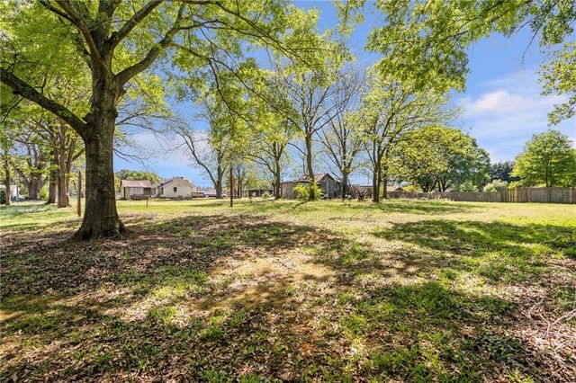 603 Webb Gin House Road, Lawrenceville, GA 30045