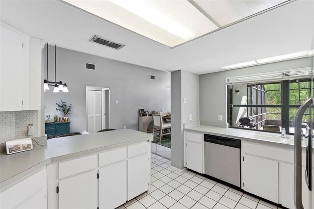 9108 TOURNAMENT DRIVE, Hudson, FL 34667