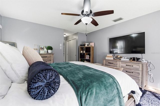 9108 TOURNAMENT DRIVE, Hudson, FL 34667