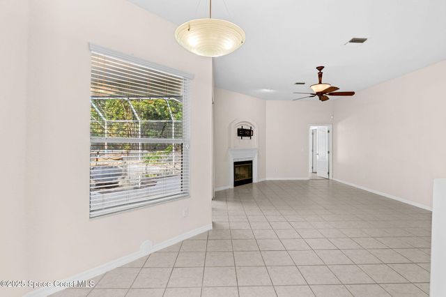 943 Carriage Hill Road, Melbourne, FL 32940