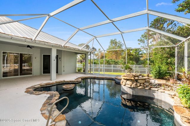 943 Carriage Hill Road, Melbourne, FL 32940