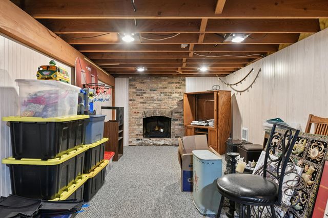 6925 Willow Lane, Brooklyn Center, MN 55430