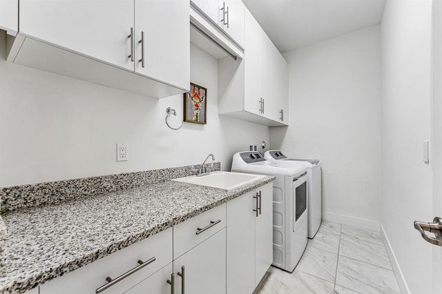 4821 Pointe Midtown Road, Palm Beach Gardens, FL 33418