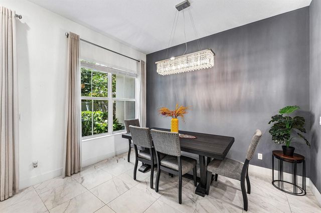 4821 Pointe Midtown Road, Palm Beach Gardens, FL 33418