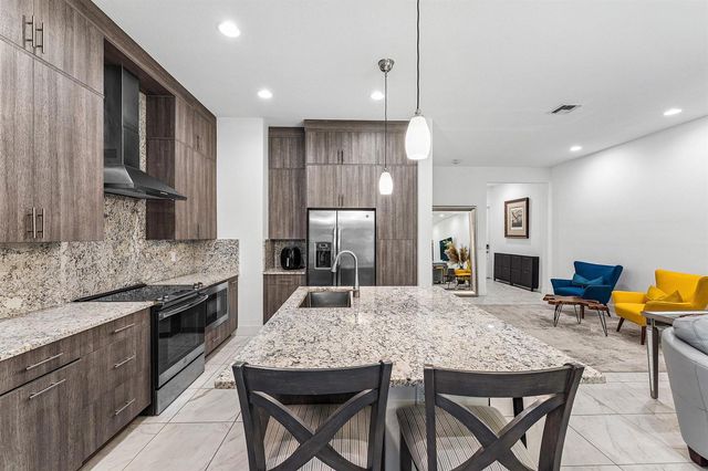 4821 Pointe Midtown Road, Palm Beach Gardens, FL 33418
