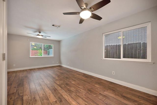 2205 Trails Ct, Rancho Cordova, CA 95670