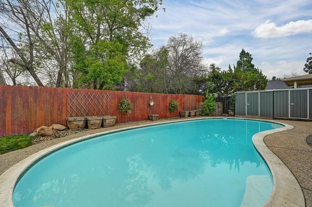 2205 Trails Ct, Rancho Cordova, CA 95670