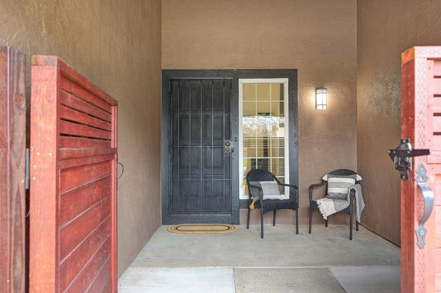 2205 Trails Ct, Rancho Cordova, CA 95670