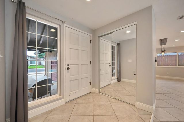 2205 Trails Ct, Rancho Cordova, CA 95670