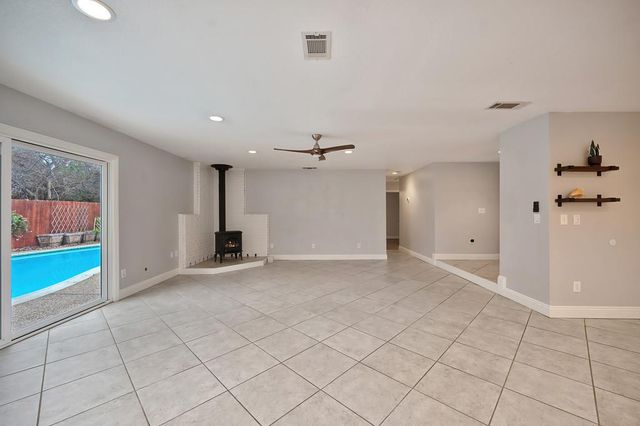 2205 Trails Ct, Rancho Cordova, CA 95670