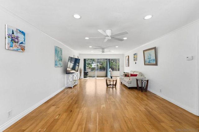 2352 Torrey Pines Rd Unit 9, La Jolla, CA 92037