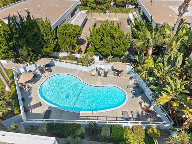 2352 Torrey Pines Rd Unit 9, La Jolla, CA 92037