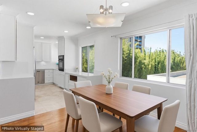2352 Torrey Pines Rd Unit 9, La Jolla, CA 92037