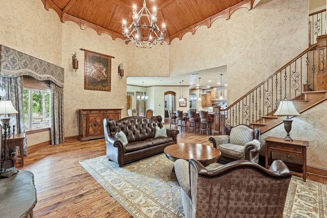 7 Hillview Court, Hickory Creek, TX 75065