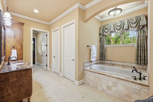 7 Hillview Court, Hickory Creek, TX 75065