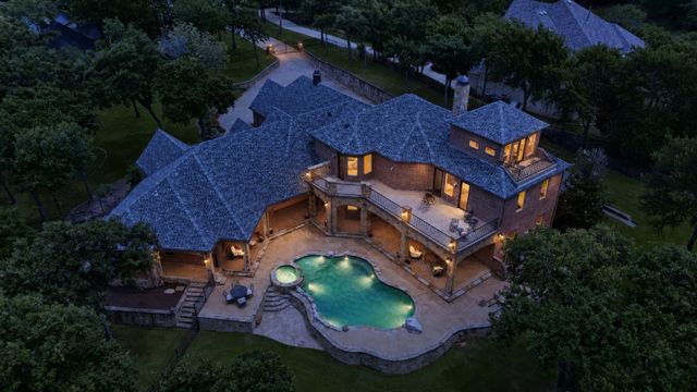 7 Hillview Court, Hickory Creek, TX 75065