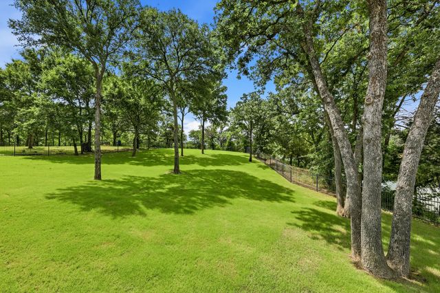 7 Hillview Court, Hickory Creek, TX 75065