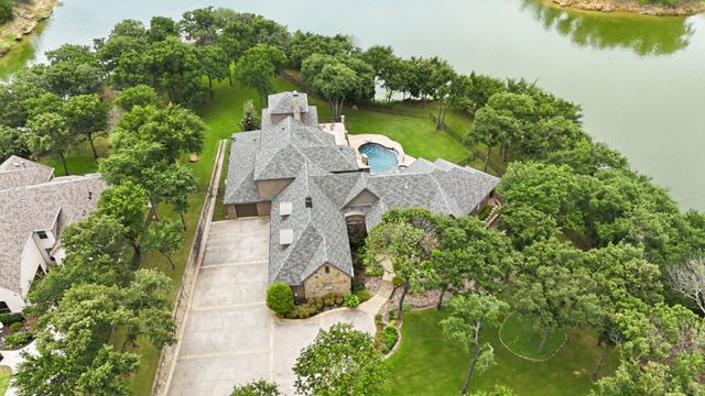7 Hillview Court, Hickory Creek, TX 75065