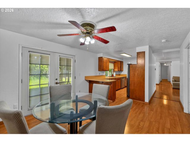 19995 Sw YORK St, Beaverton, OR 97003