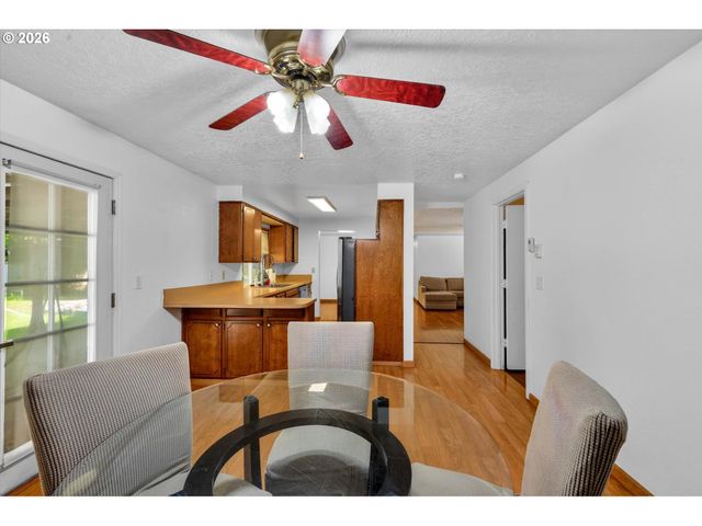 19995 Sw YORK St, Beaverton, OR 97003