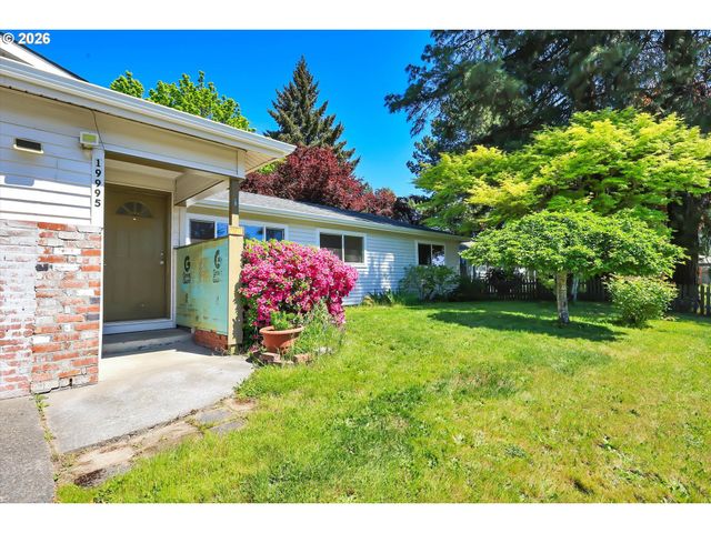 19995 Sw YORK St, Beaverton, OR 97003