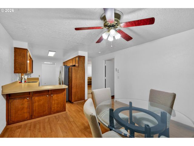 19995 Sw YORK St, Beaverton, OR 97003