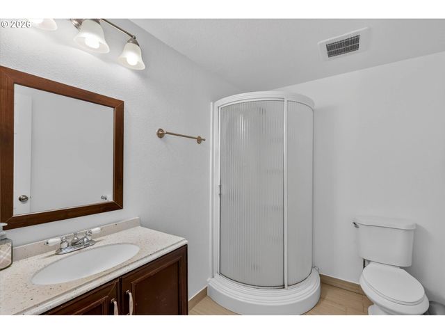 19995 Sw YORK St, Beaverton, OR 97003