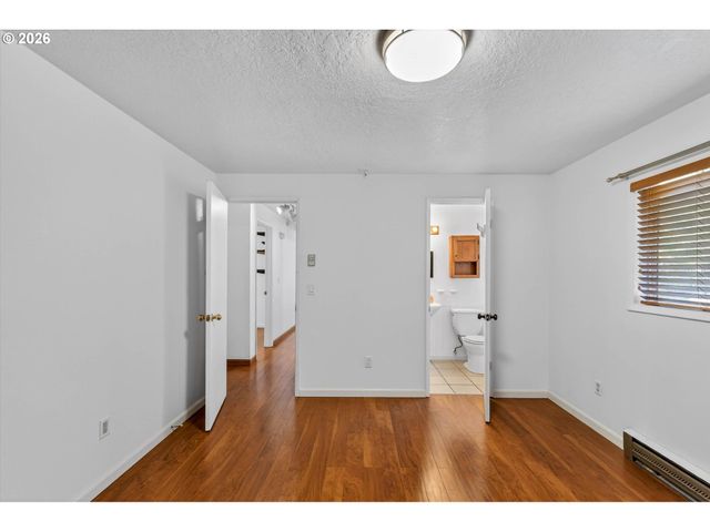 19995 Sw YORK St, Beaverton, OR 97003