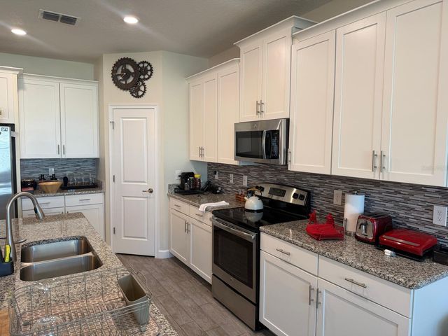 4661 EGG HARBOR DRIVE, Kissimmee, FL 34746