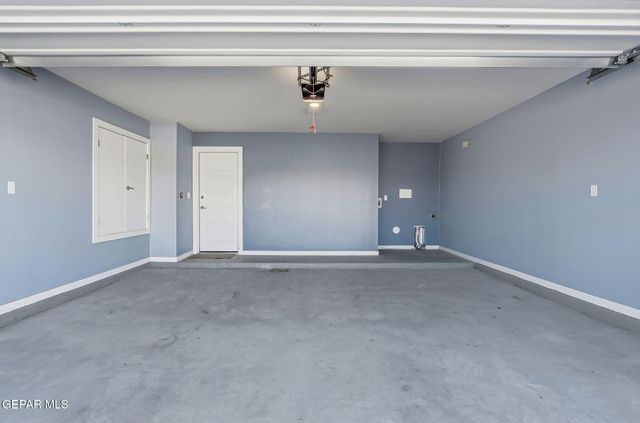 356 Fray Olguin Court, Socorro, TX 79927