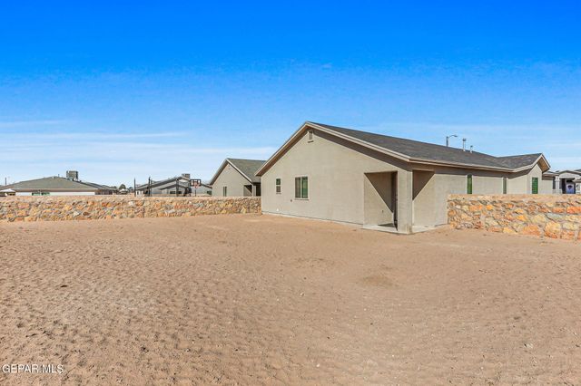 356 Fray Olguin Court, Socorro, TX 79927