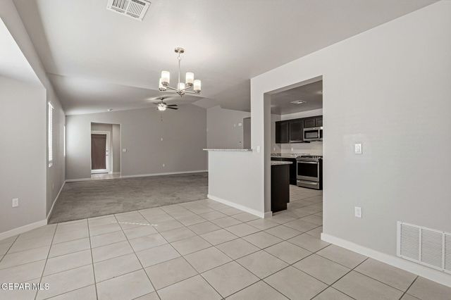 356 Fray Olguin Court, Socorro, TX 79927