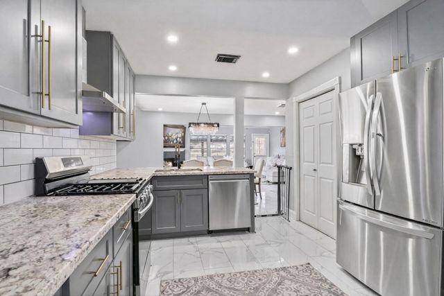 23027 Canal Rd, Richmond, TX 77406
