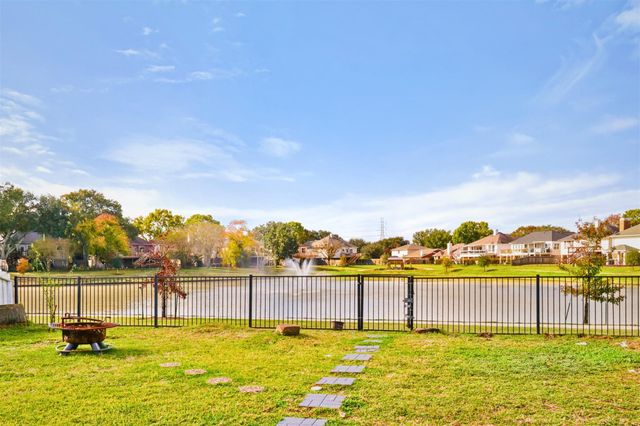 23027 Canal Rd, Richmond, TX 77406