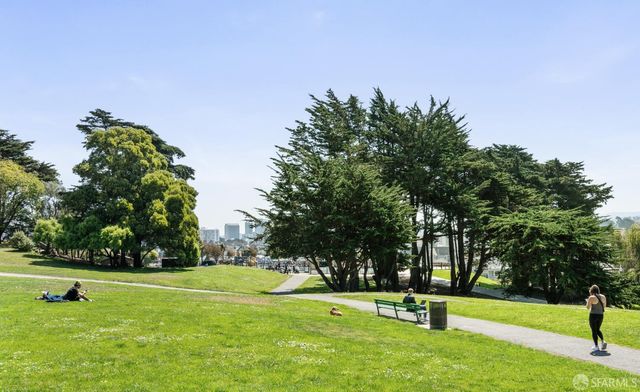 1945 Washington Street 605, San Francisco, CA 94109