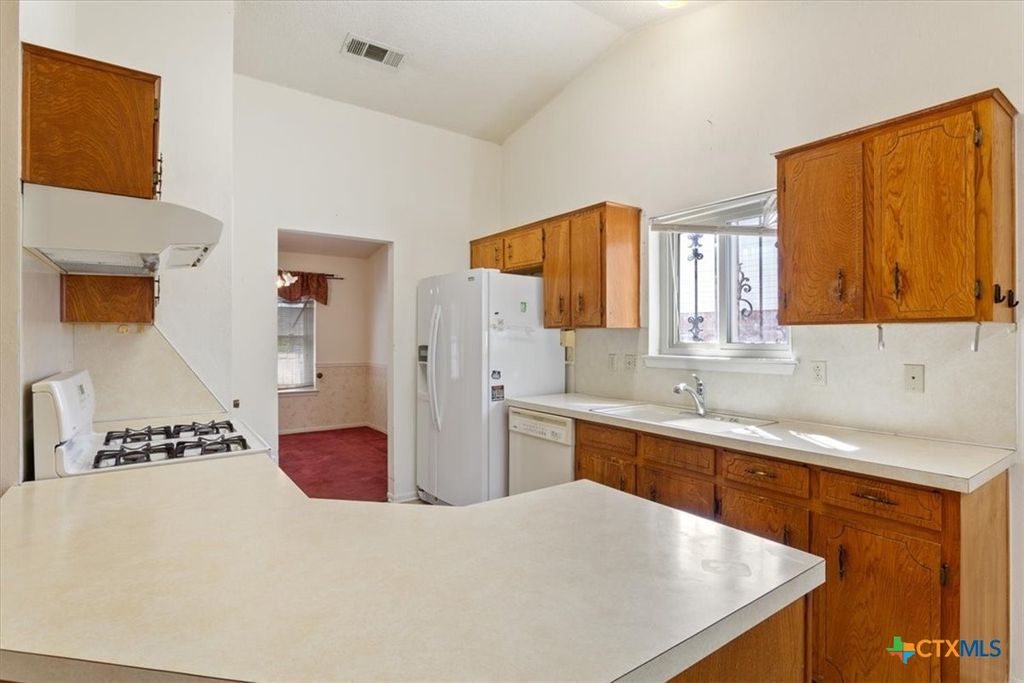 Image 12 of property listing at 3315 Westrim Drive, Killeen, TX 76549