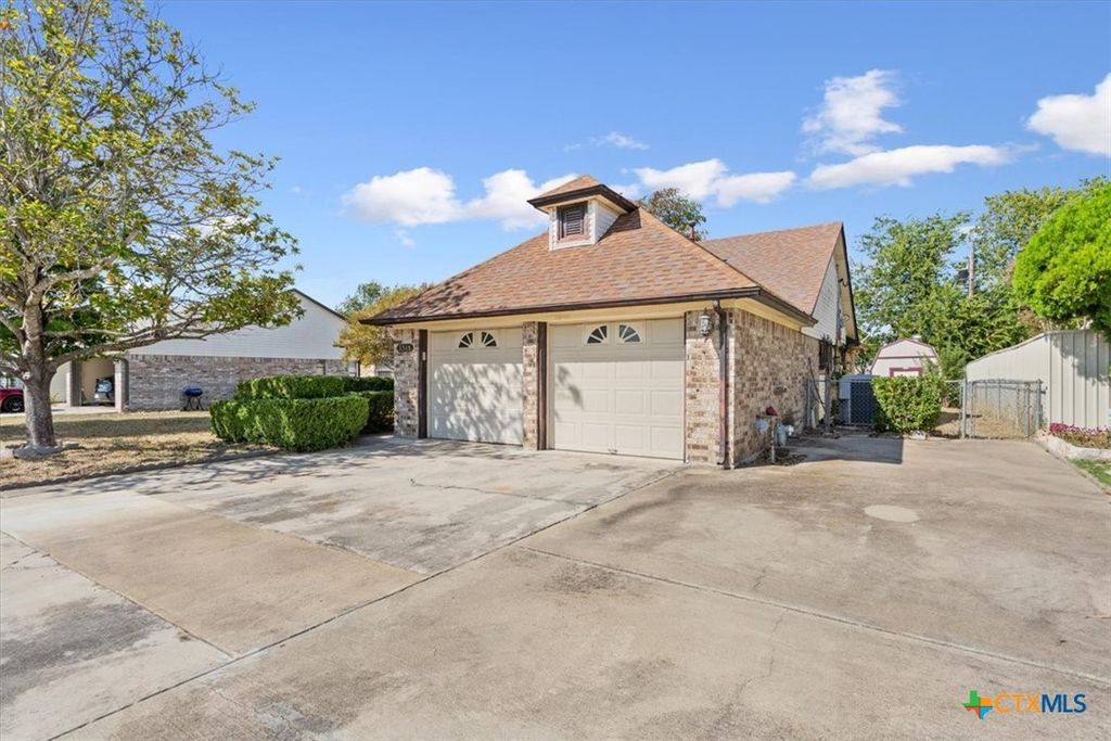 Image 3 of property listing at 3315 Westrim Drive, Killeen, TX 76549