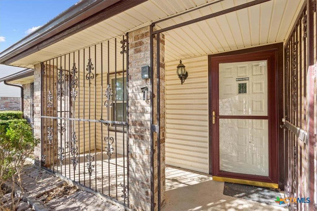 Image 4 of property listing at 3315 Westrim Drive, Killeen, TX 76549