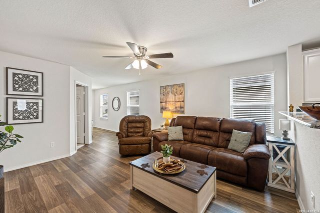 6235 WINDY GRN, San Antonio, TX 78218