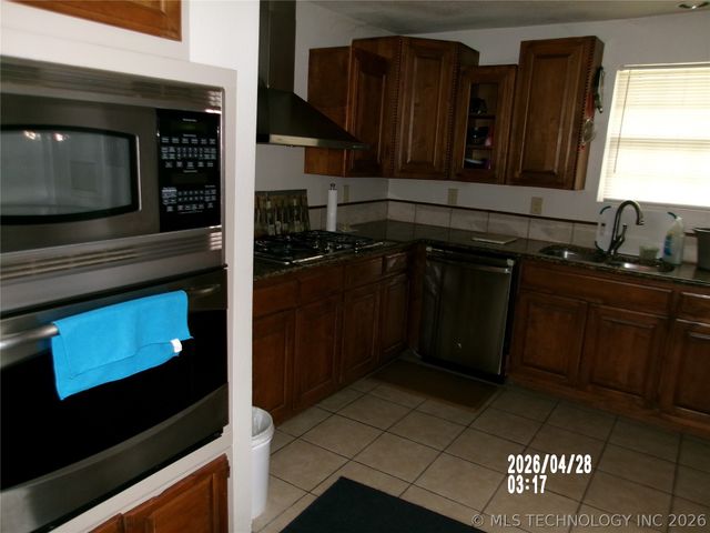 721 S Hickory Avenue, Bartlesville, OK 74003